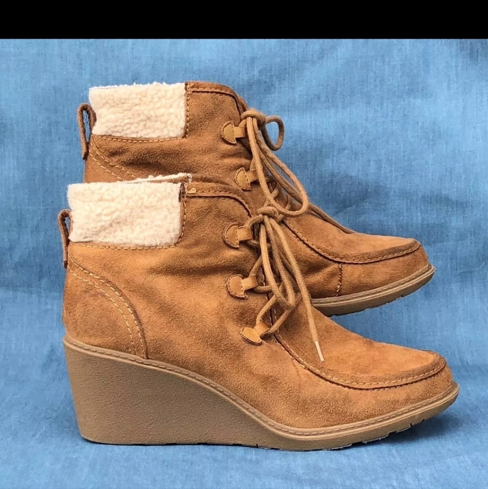 Maddlove Tan Suede Wedge Lace Up Ankle Boots Size 8